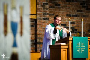 The Rev. Christopher Hull, senior pastor, gives a sermon Sunday, July 27, 2014, during worship at Christ Lutheran Church in Normal, Ill. LCMS Communications/Erik M. Lunsford