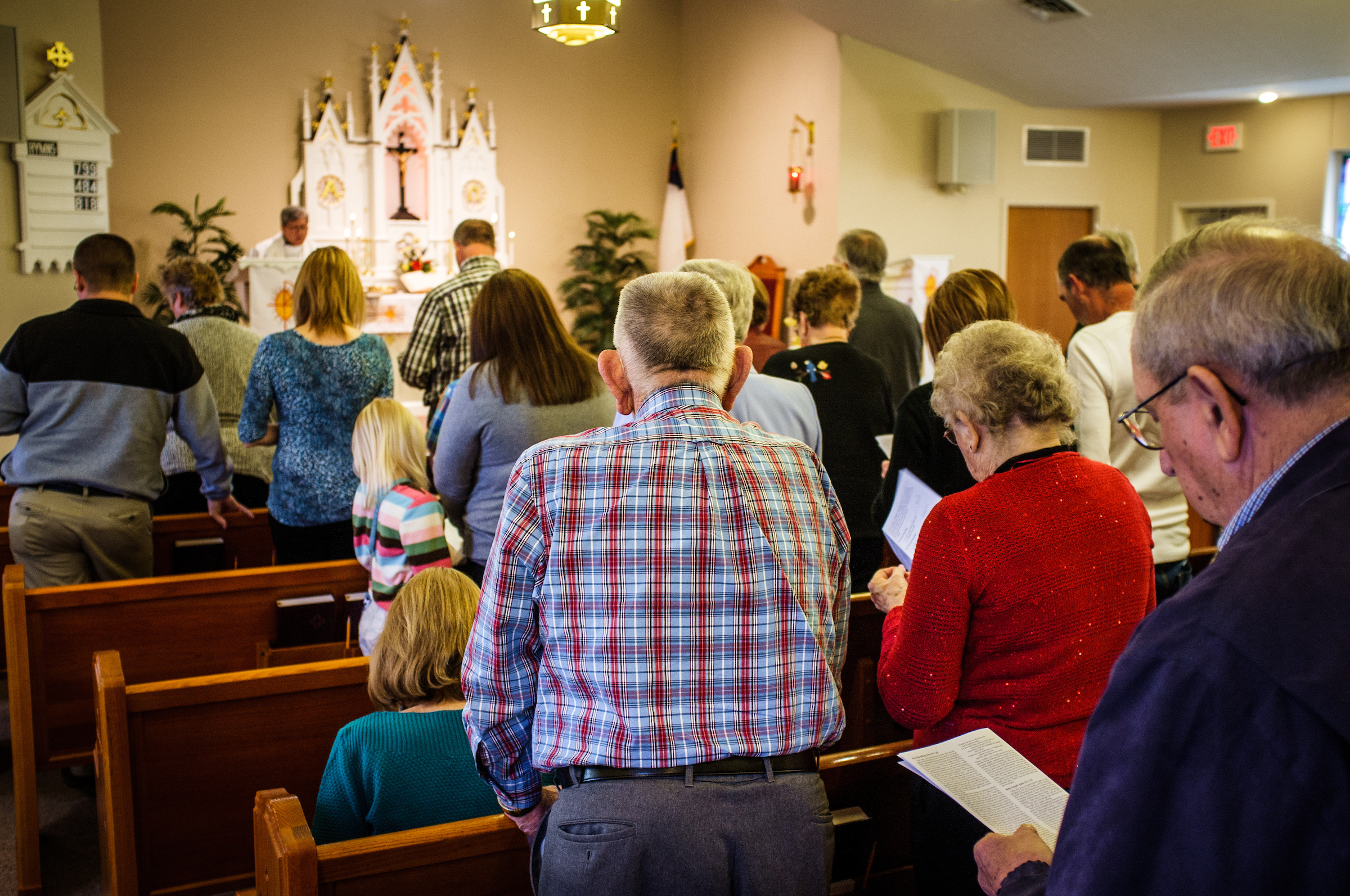 Parishioners and guests attend worship at St. Paul Lutheran Church-Dewberry on Sunday, April 10, 2016, in Cross Plains, Ind. LCMS Communications/Erik M. Lunsford