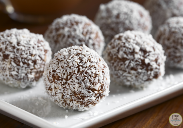Christmas Cookies Rum Balls