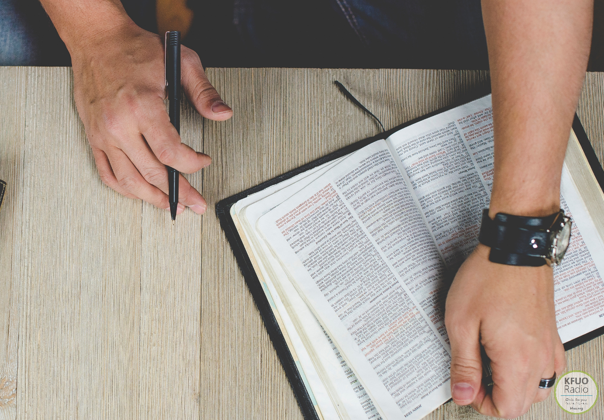 Evangelical Heritage version