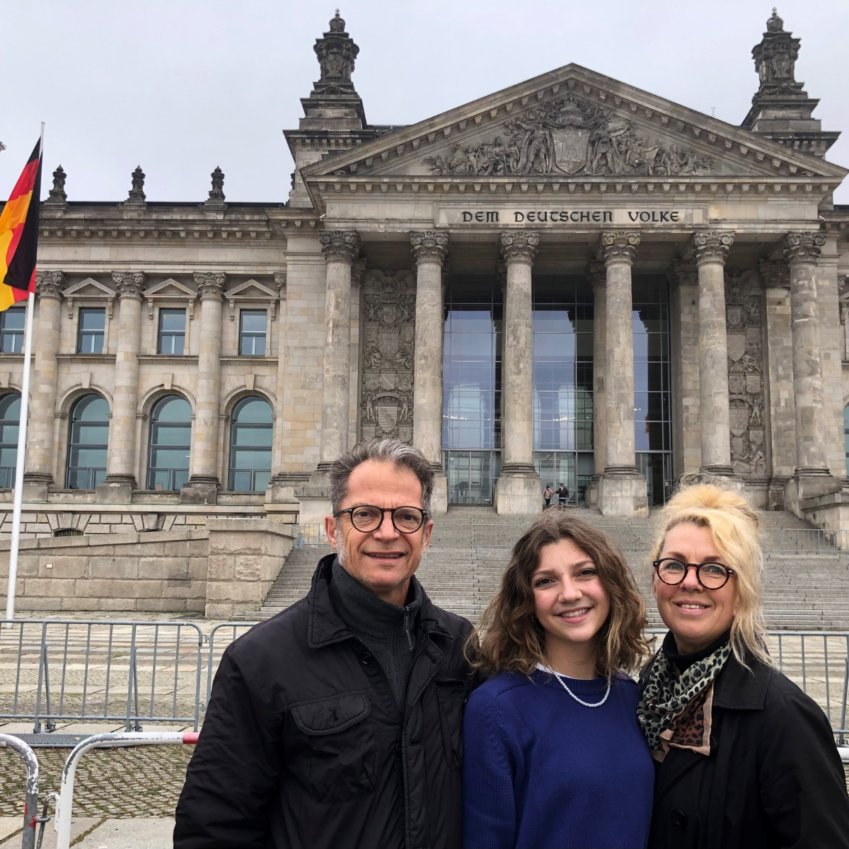 Tiews Show Notes Square